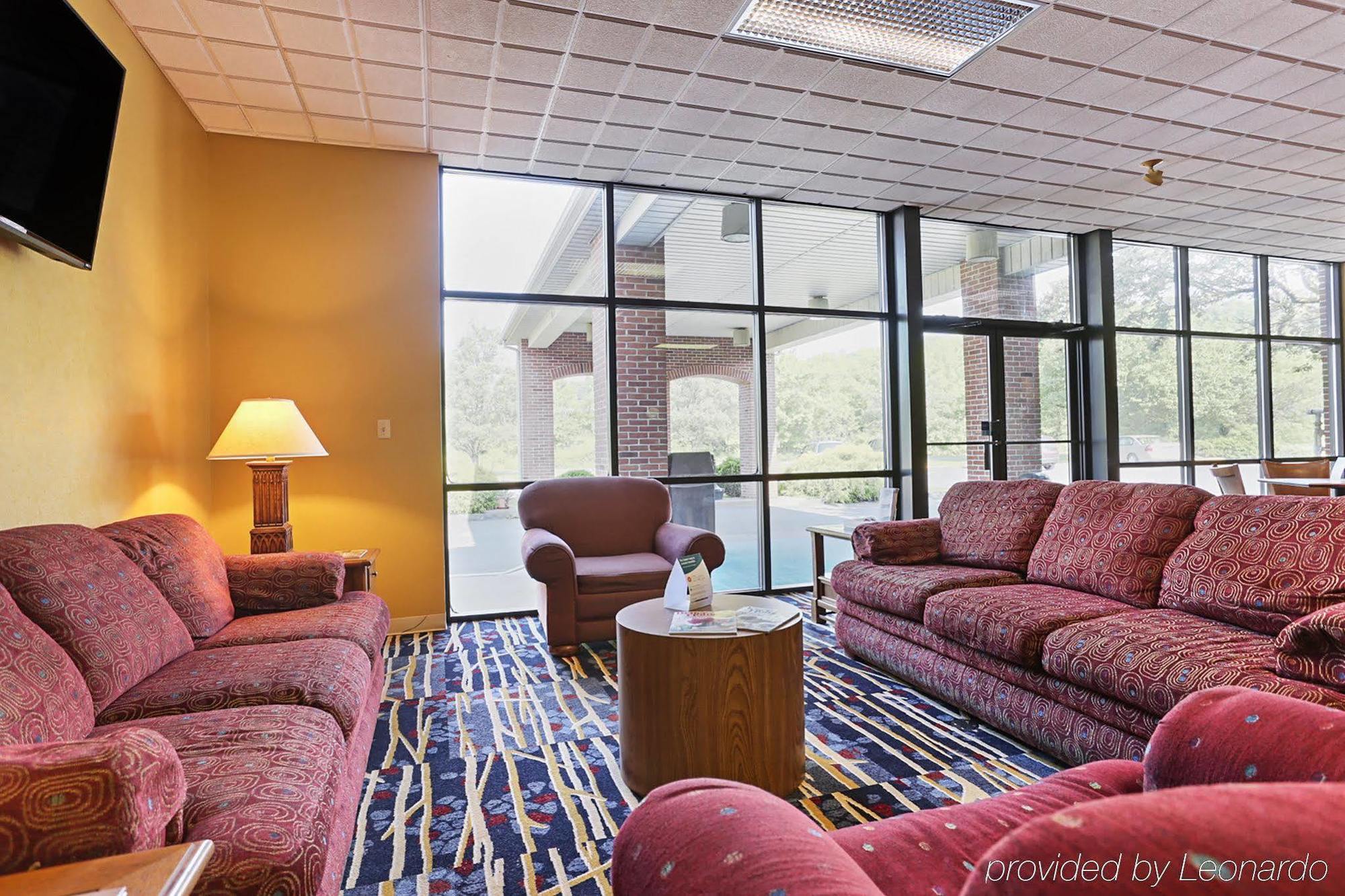 Days & By Wyndham Lancaster Amish Country 3*